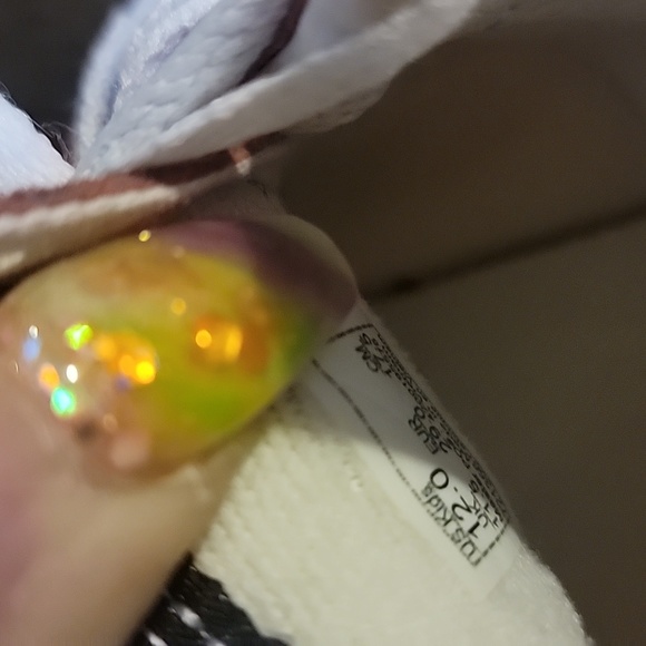 Vans - Picture 8 of 10